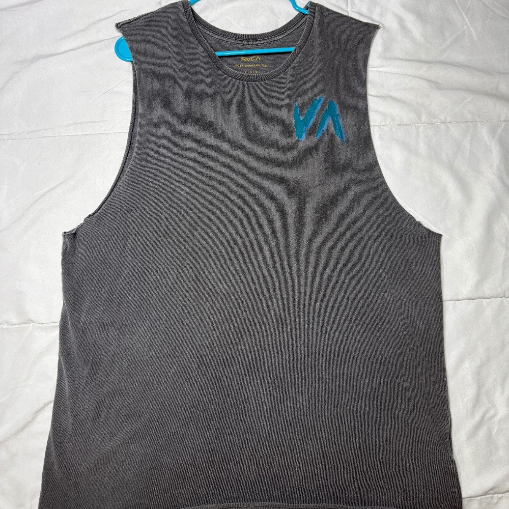 RVCA DEEP CUT MUSCLE SHIRT